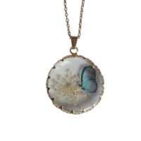 Collier papillon blanc